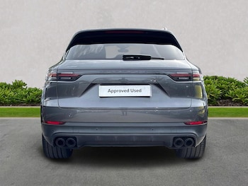 Used Porsche Cayenne 2019 for sale - 78194463: Photo