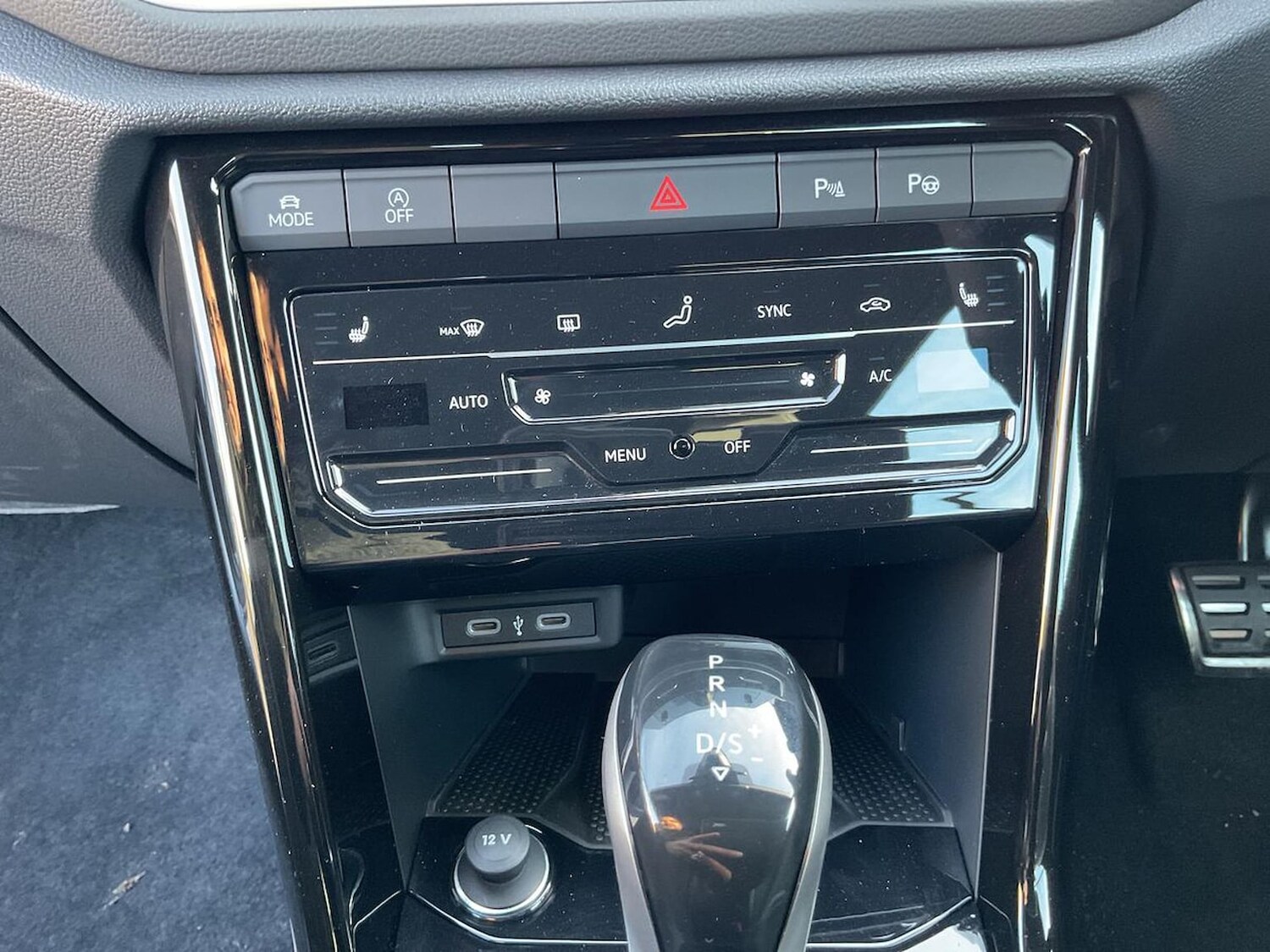 Used Volkswagen T-Roc 2025 for sale - 78194493: Photo 12