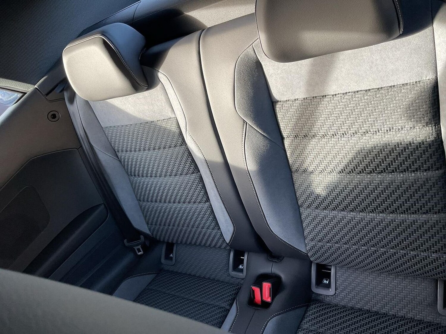 Used Volkswagen T-Roc 2025 for sale - 78194493: Photo 16