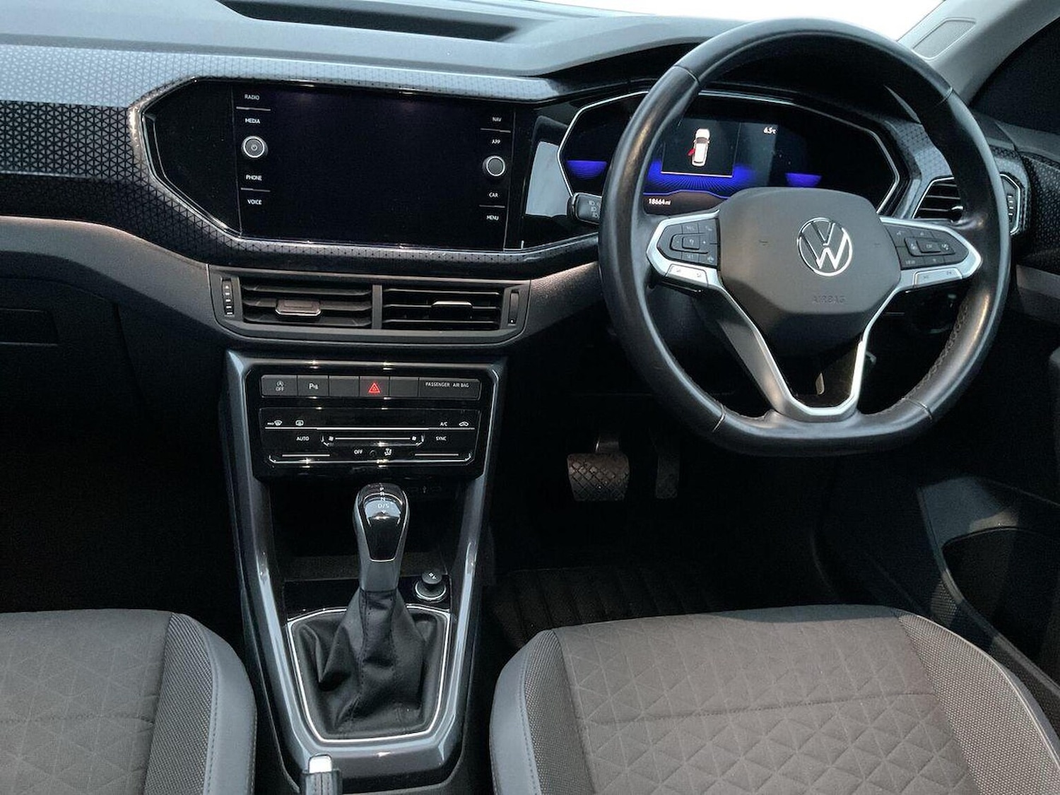 Used Volkswagen T-Cross 2022 for sale - 76837142: Photo 9