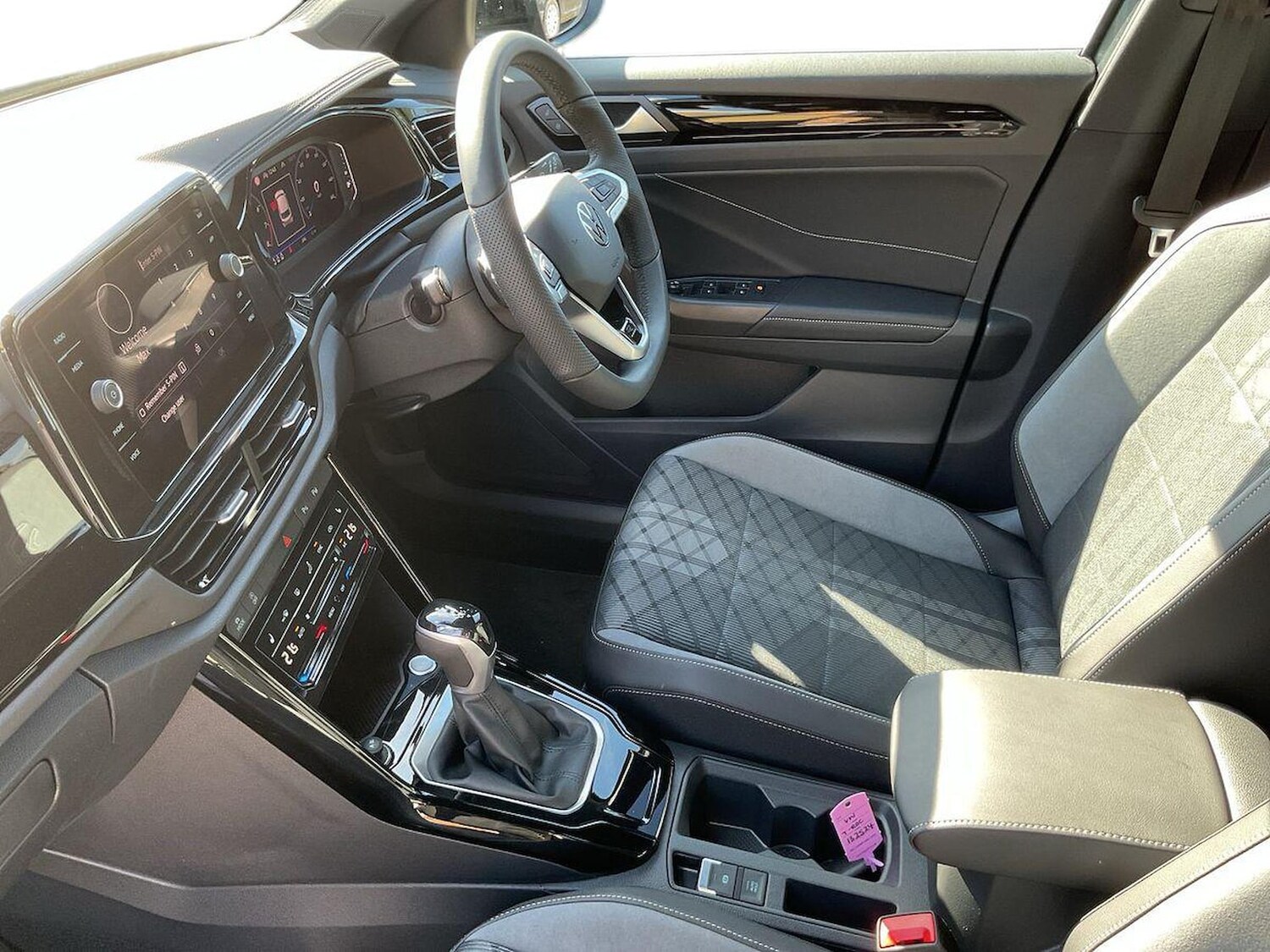 Used Volkswagen T-Roc 2025 for sale - 76077802: Photo 7