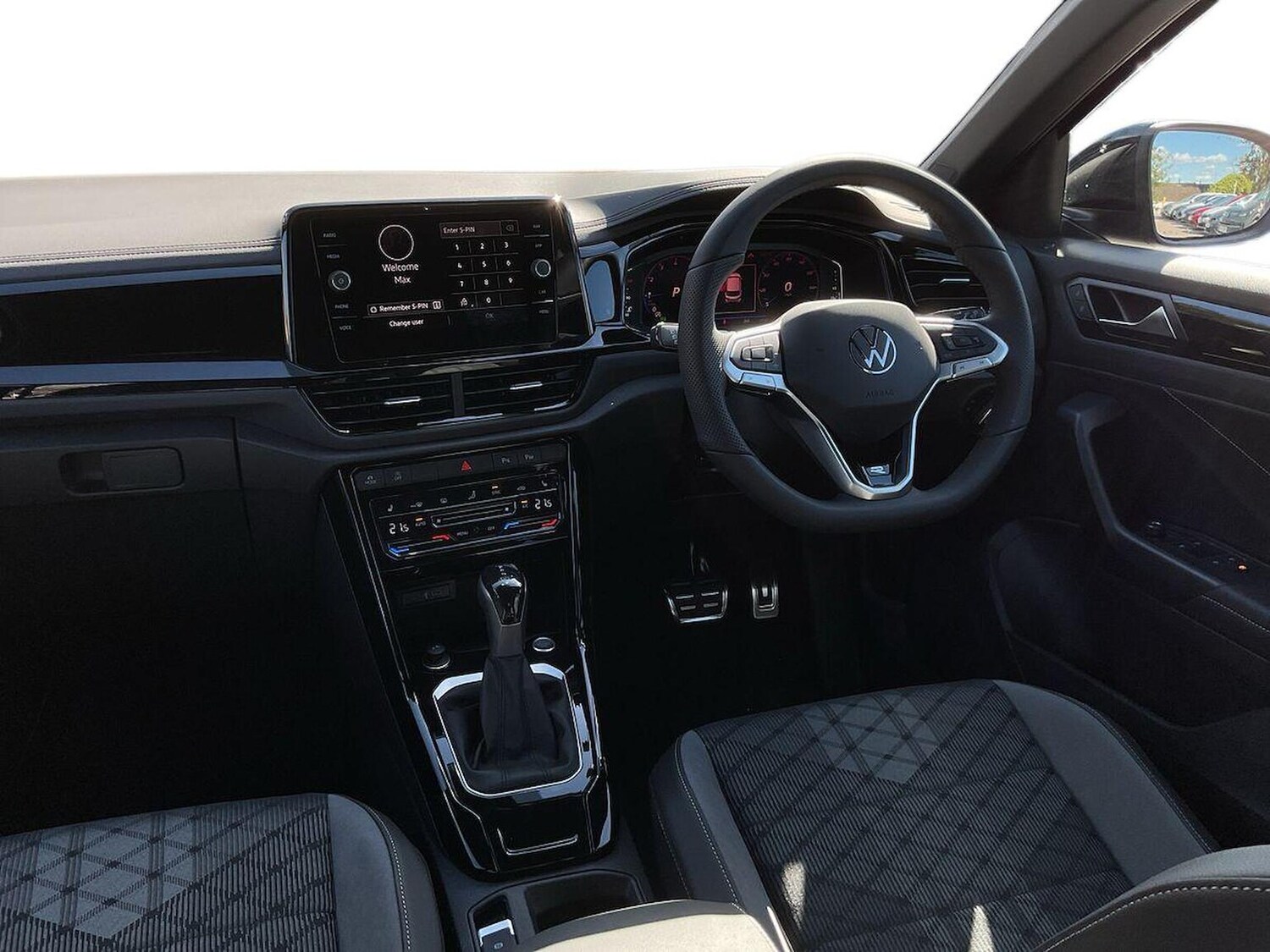 Used Volkswagen T-Roc 2025 for sale - 76077802: Photo 8