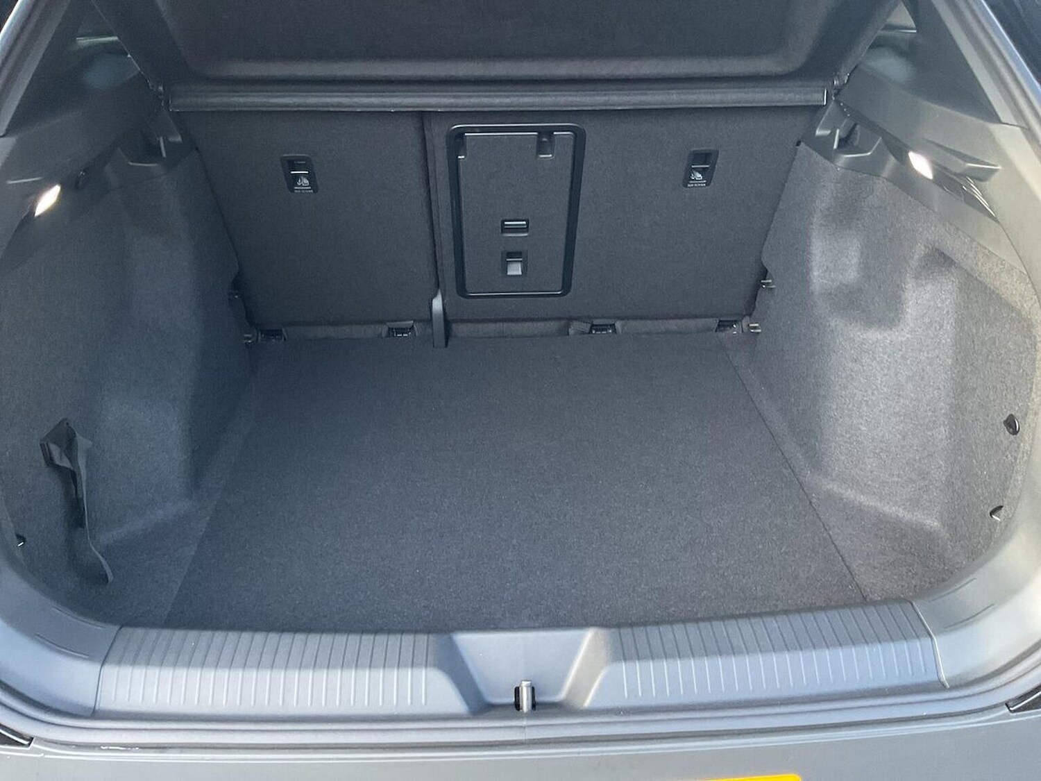 Used Volkswagen ID.4 2025 for sale - 77487621: Photo 17