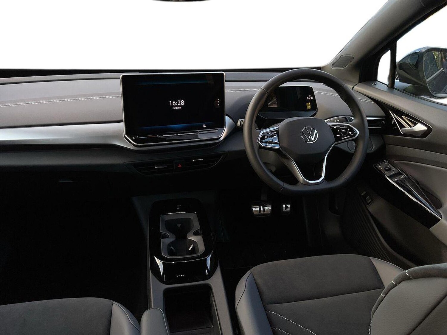 Used Volkswagen ID.4 2025 for sale - 77487621: Photo 8