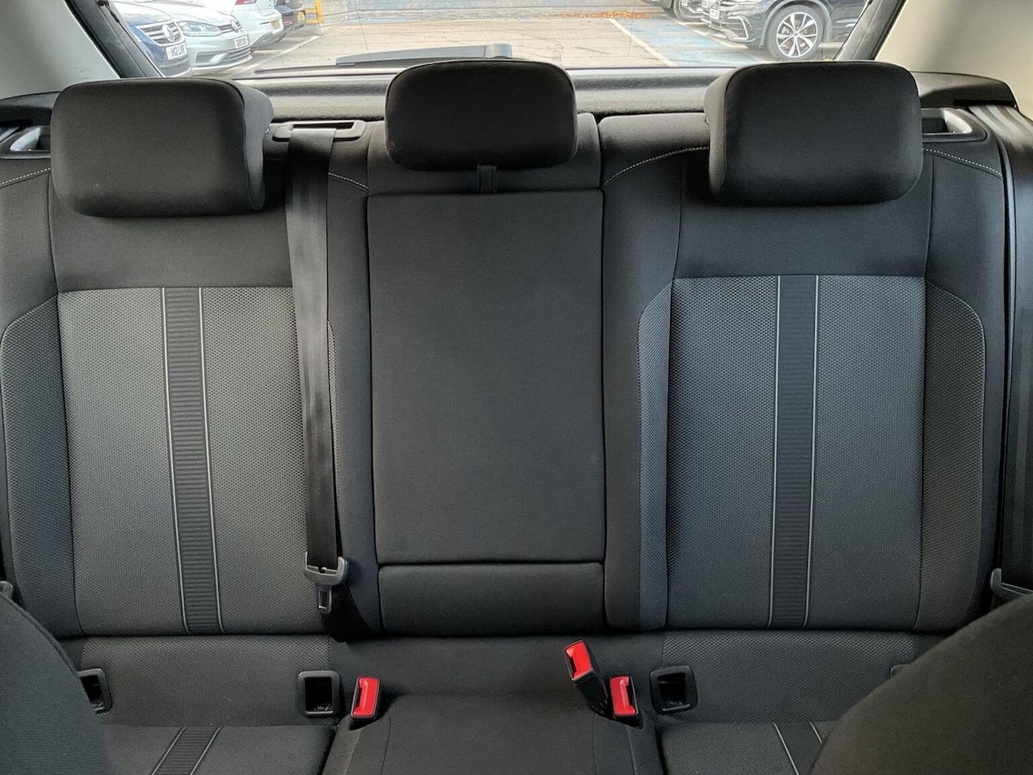 Used Volkswagen T-Roc 2024 for sale - 76396967: Photo 16