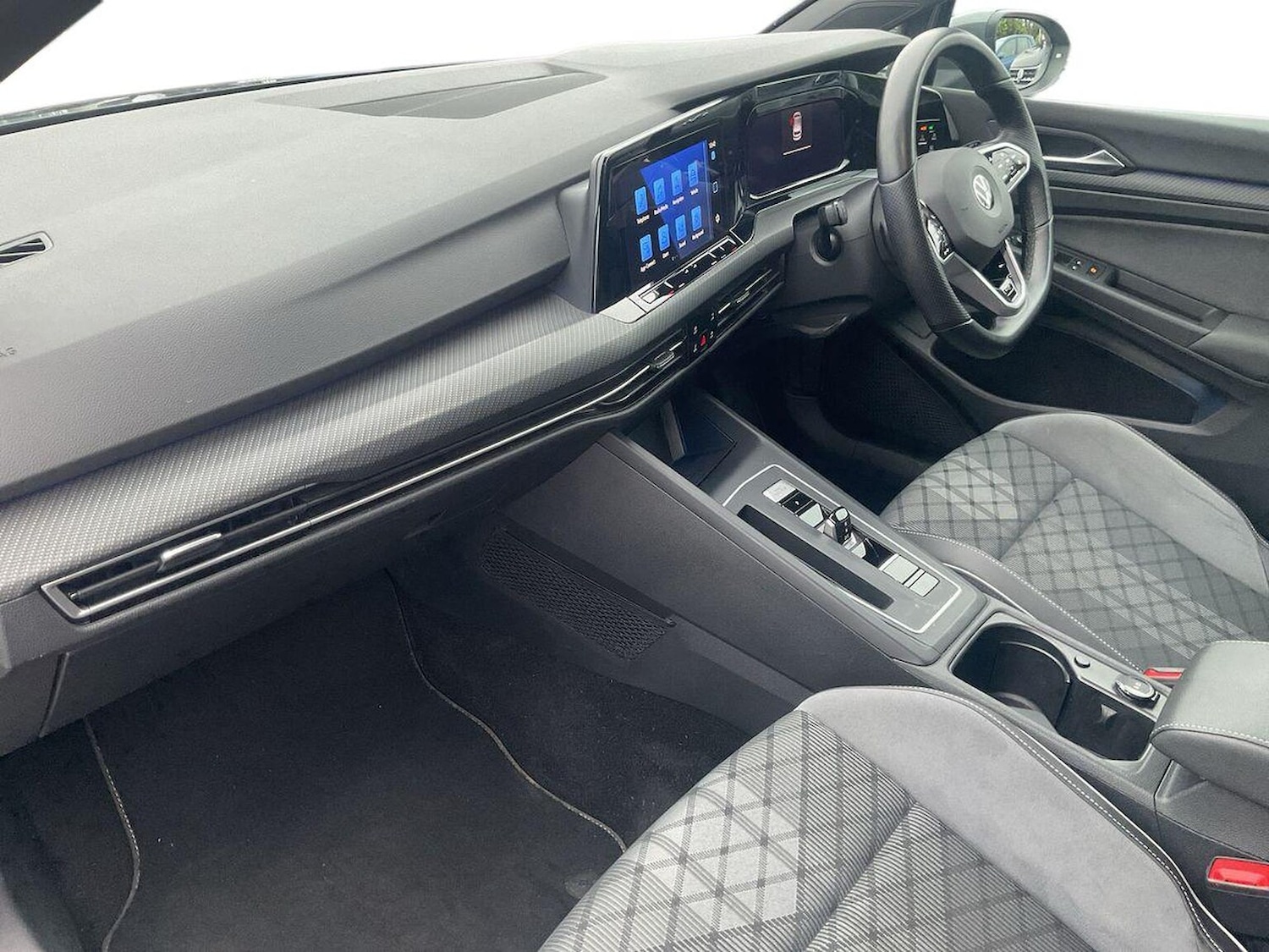 Used Volkswagen Golf 2020 for sale - 77069315: Photo 9