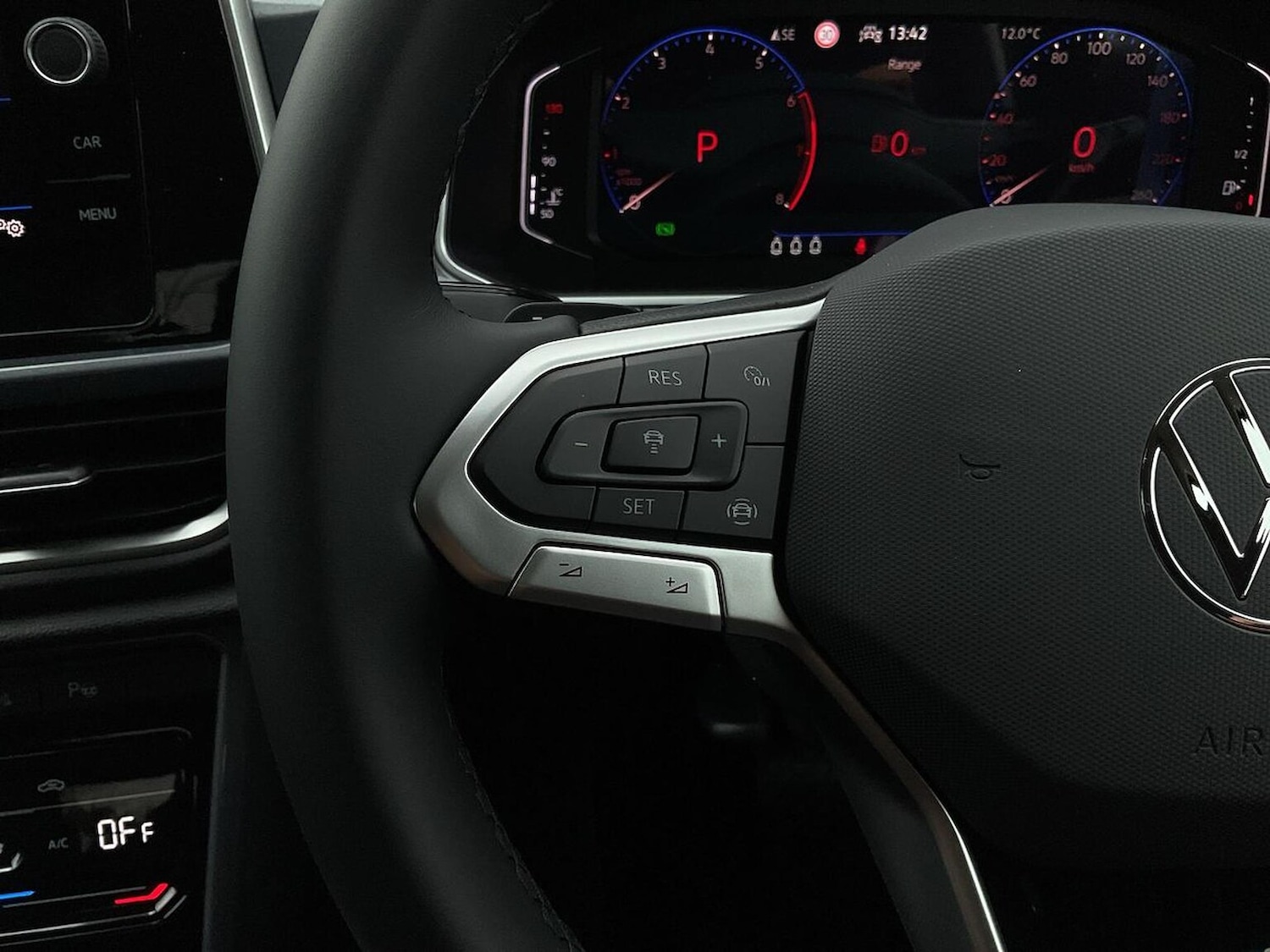 Used Volkswagen T-Roc 2025 for sale - 78026162: Photo 22