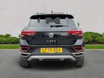 Used Volkswagen T-Roc 2025 for sale - 78026162: Photo