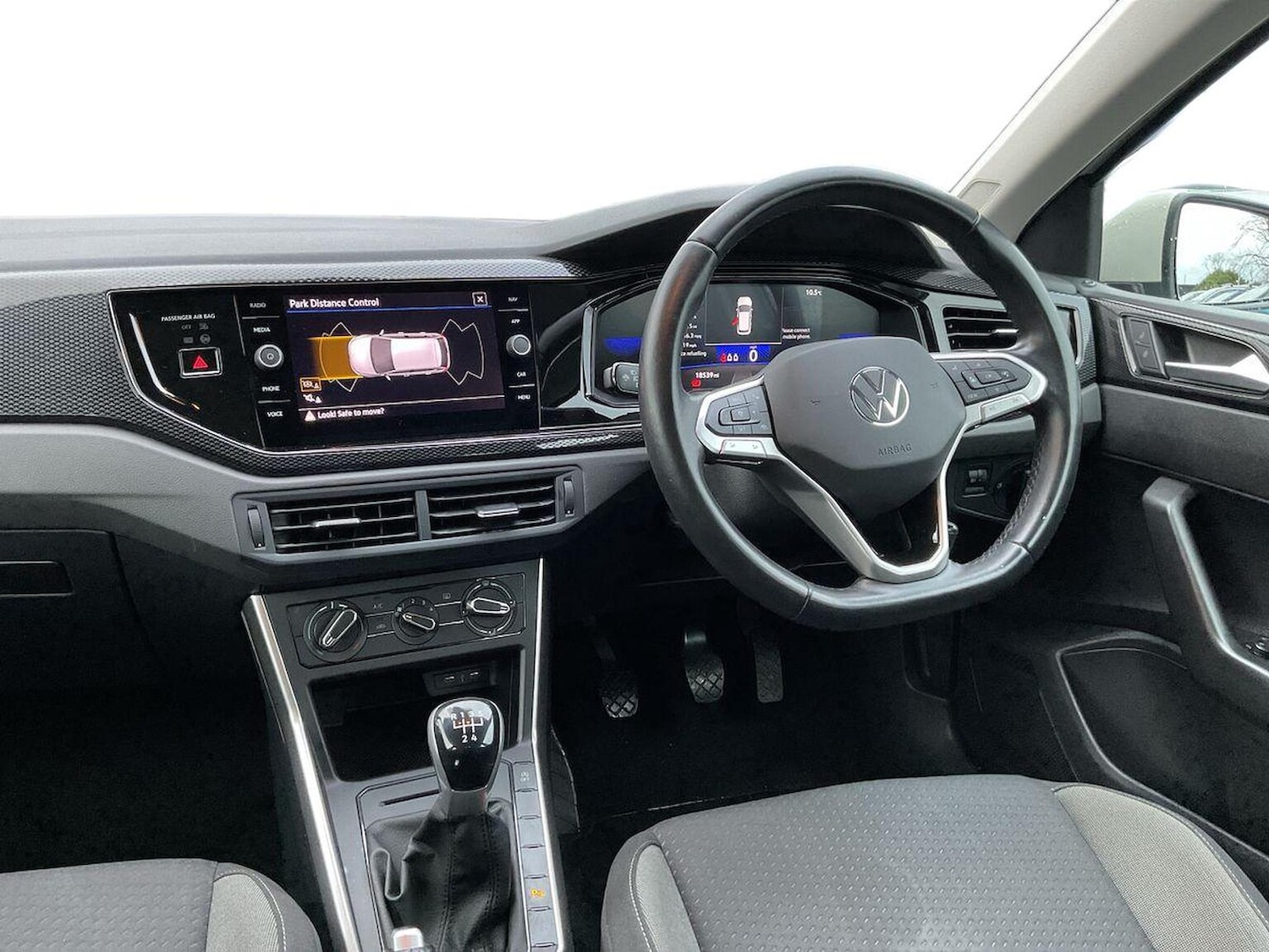 Used Volkswagen Polo 2023 for sale - 76924624: Photo 9