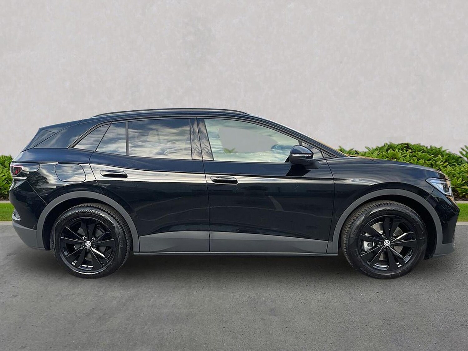 Used Volkswagen ID.4 2025 for sale - 76264365: Photo 3