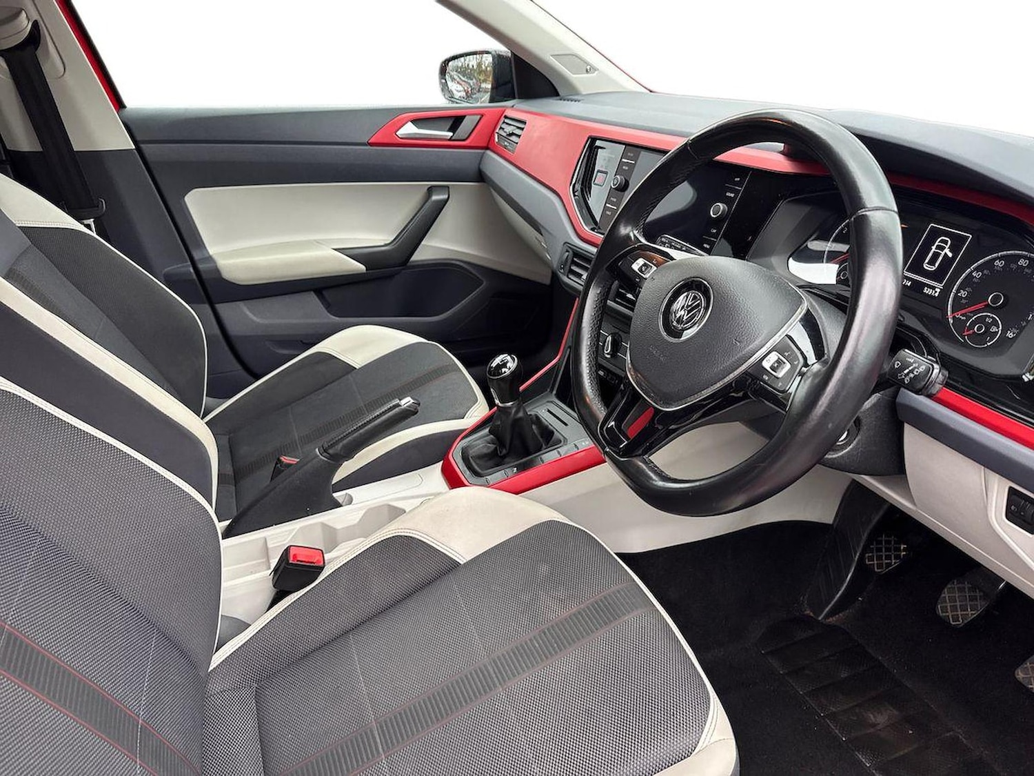 Used Volkswagen Polo 2018 for sale - 77789565: Photo 15