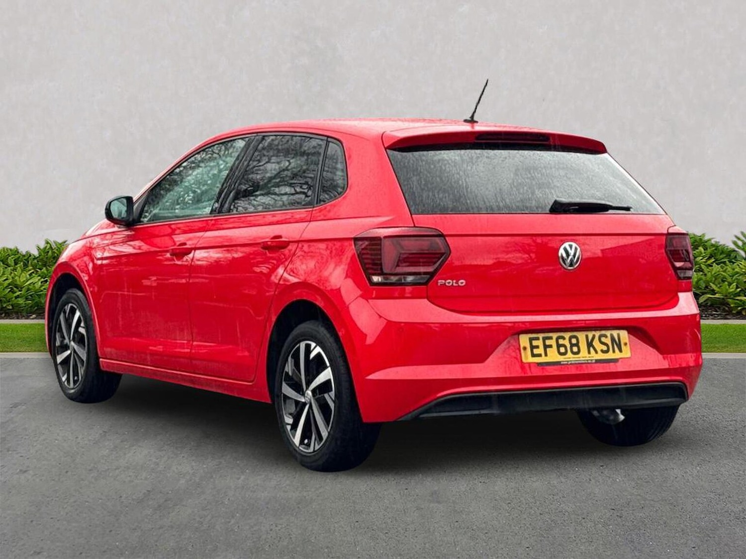 Used Volkswagen Polo 2018 for sale - 77789565: Photo 2