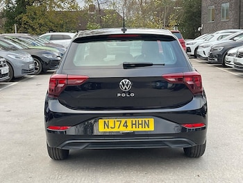 Used Volkswagen Polo 2024 for sale - 76643637: Photo