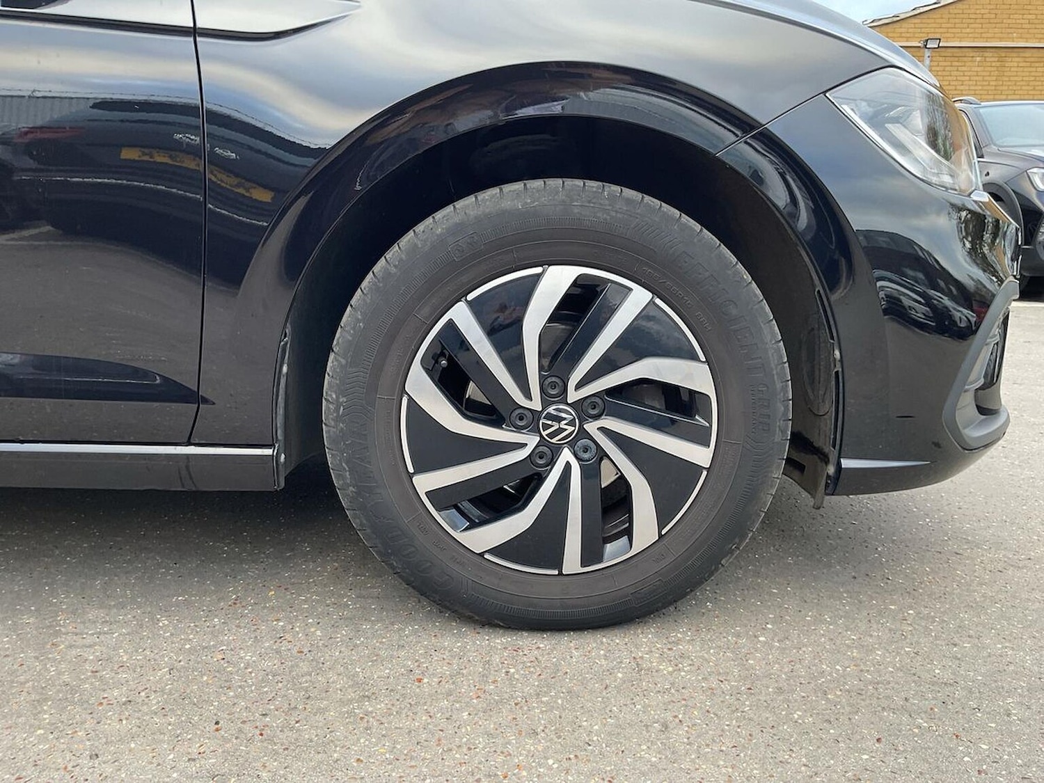 Used Volkswagen Polo 2024 for sale - 76643637: Photo 6