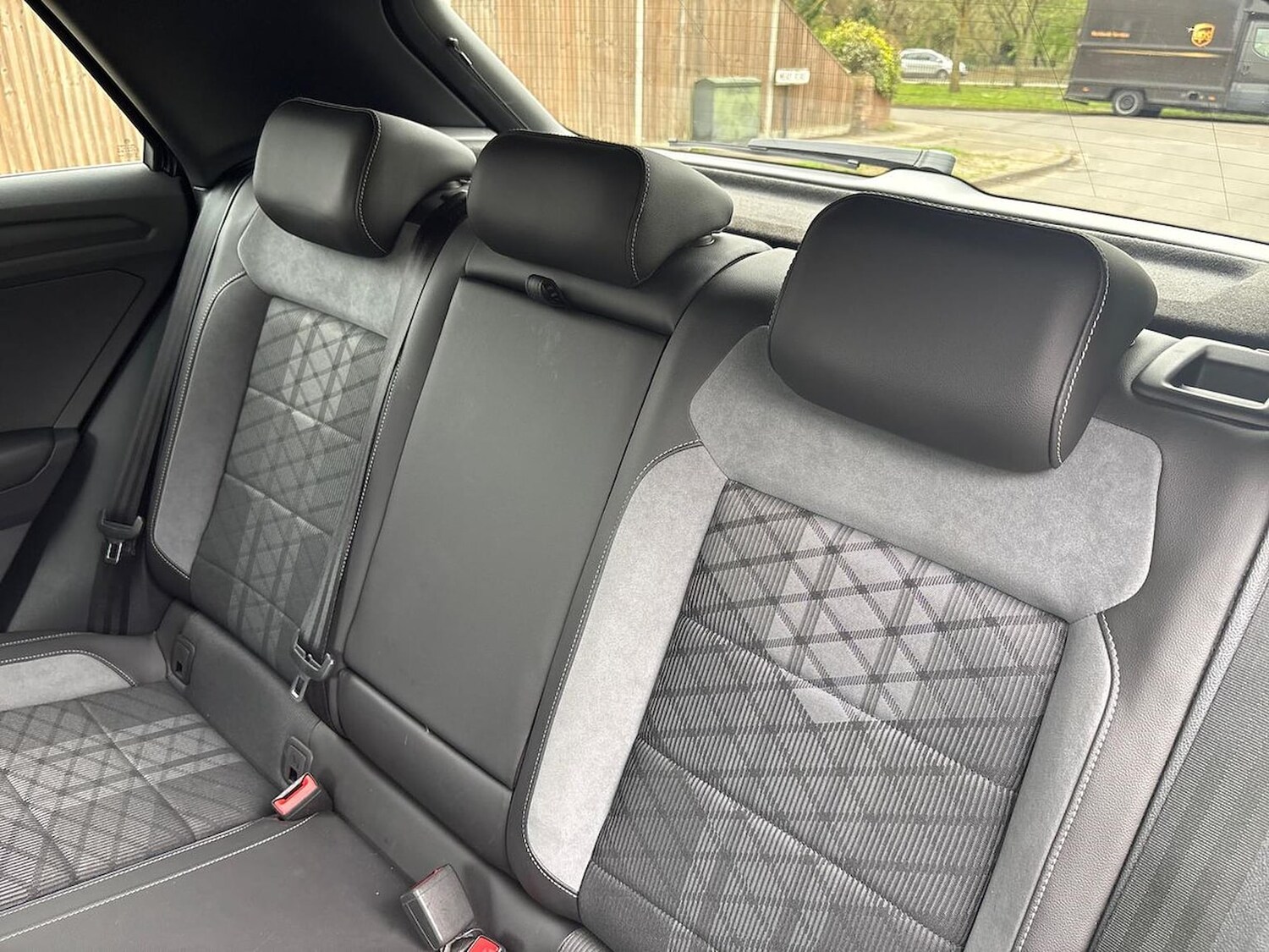 Used Volkswagen T-Roc 2025 for sale - 78194366: Photo 16