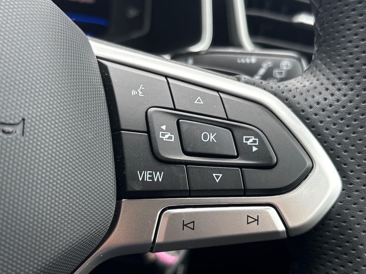 Used Volkswagen T-Roc 2025 for sale - 78194366: Photo 24