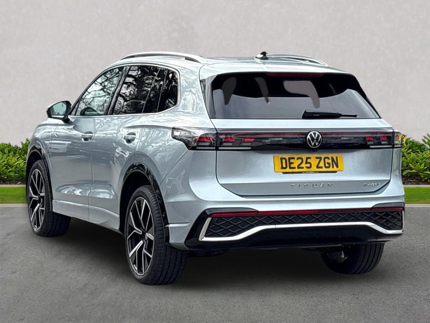 Used Volkswagen Tiguan 2025 for sale - 78194324: Photo 2