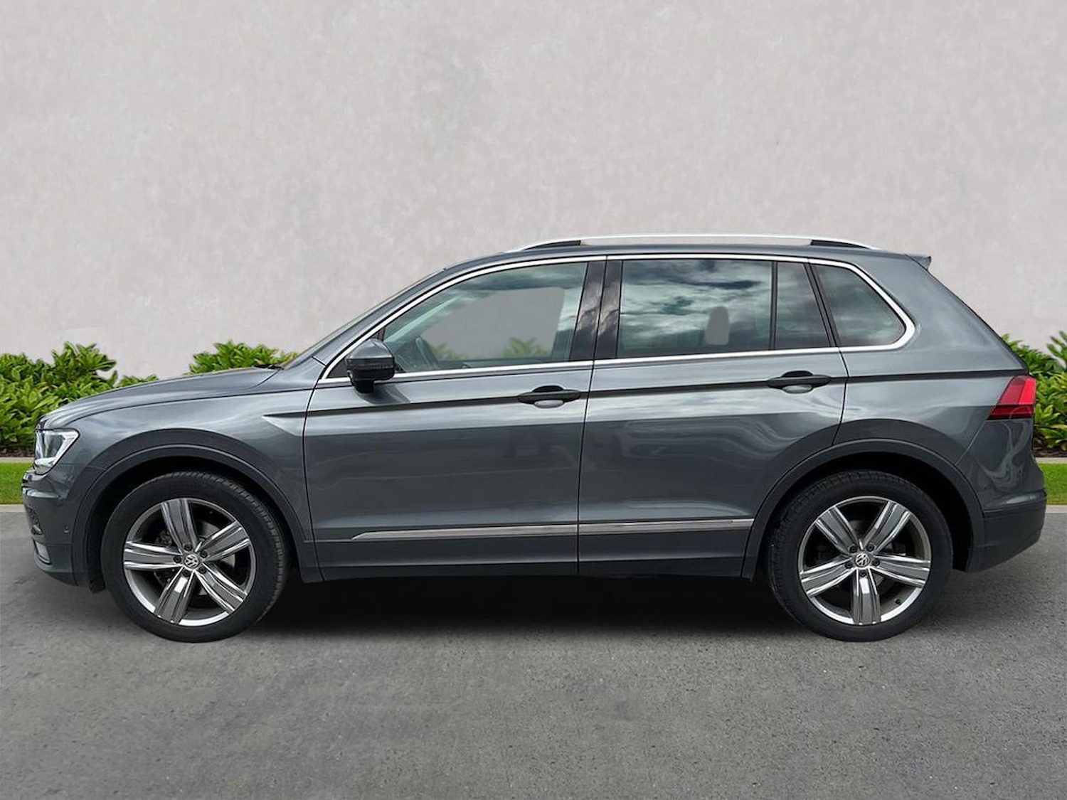 Used Volkswagen Tiguan 2020 for sale - 76497325: Photo 19