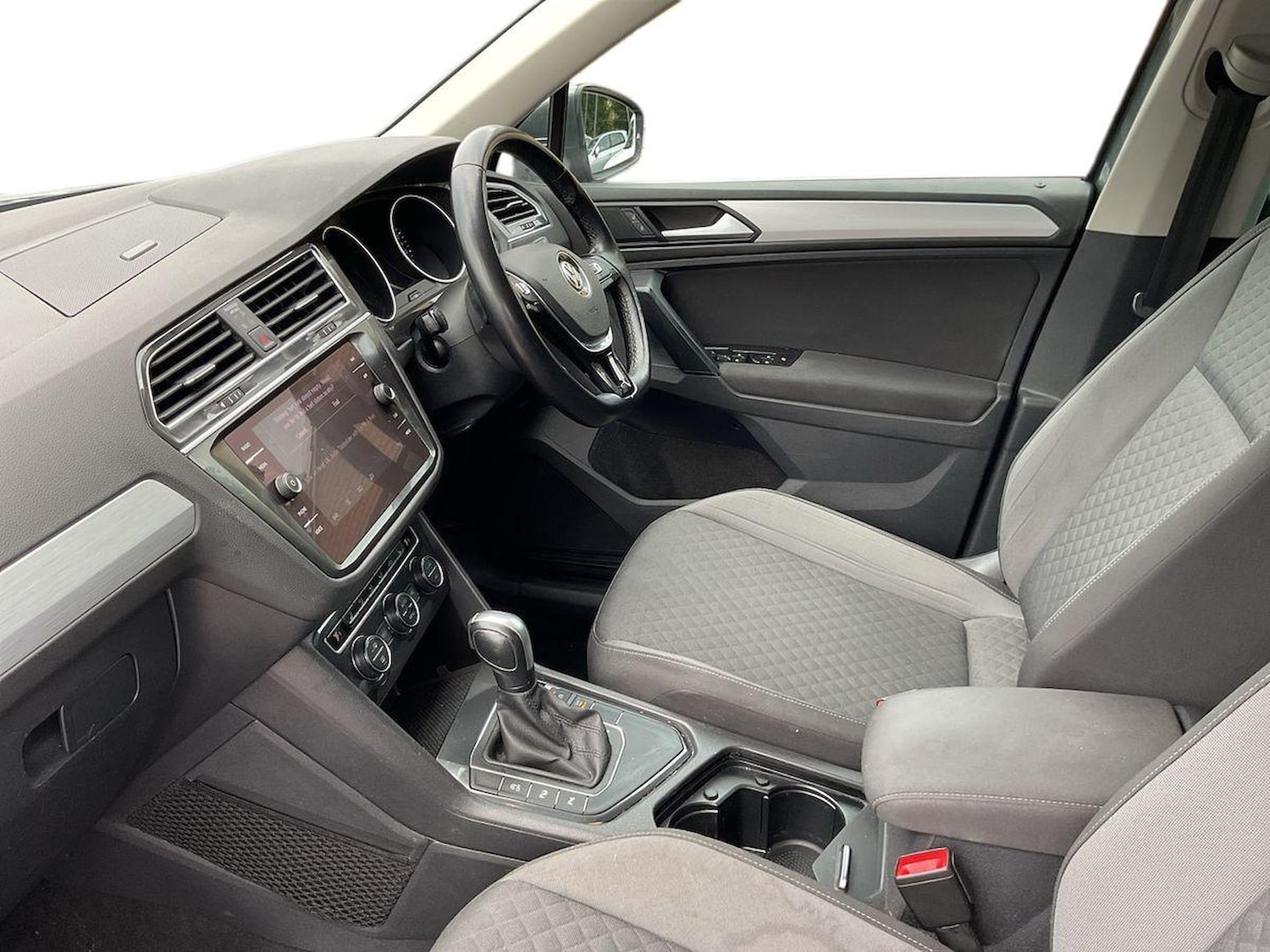 Used Volkswagen Tiguan 2020 for sale - 76497325: Photo 7