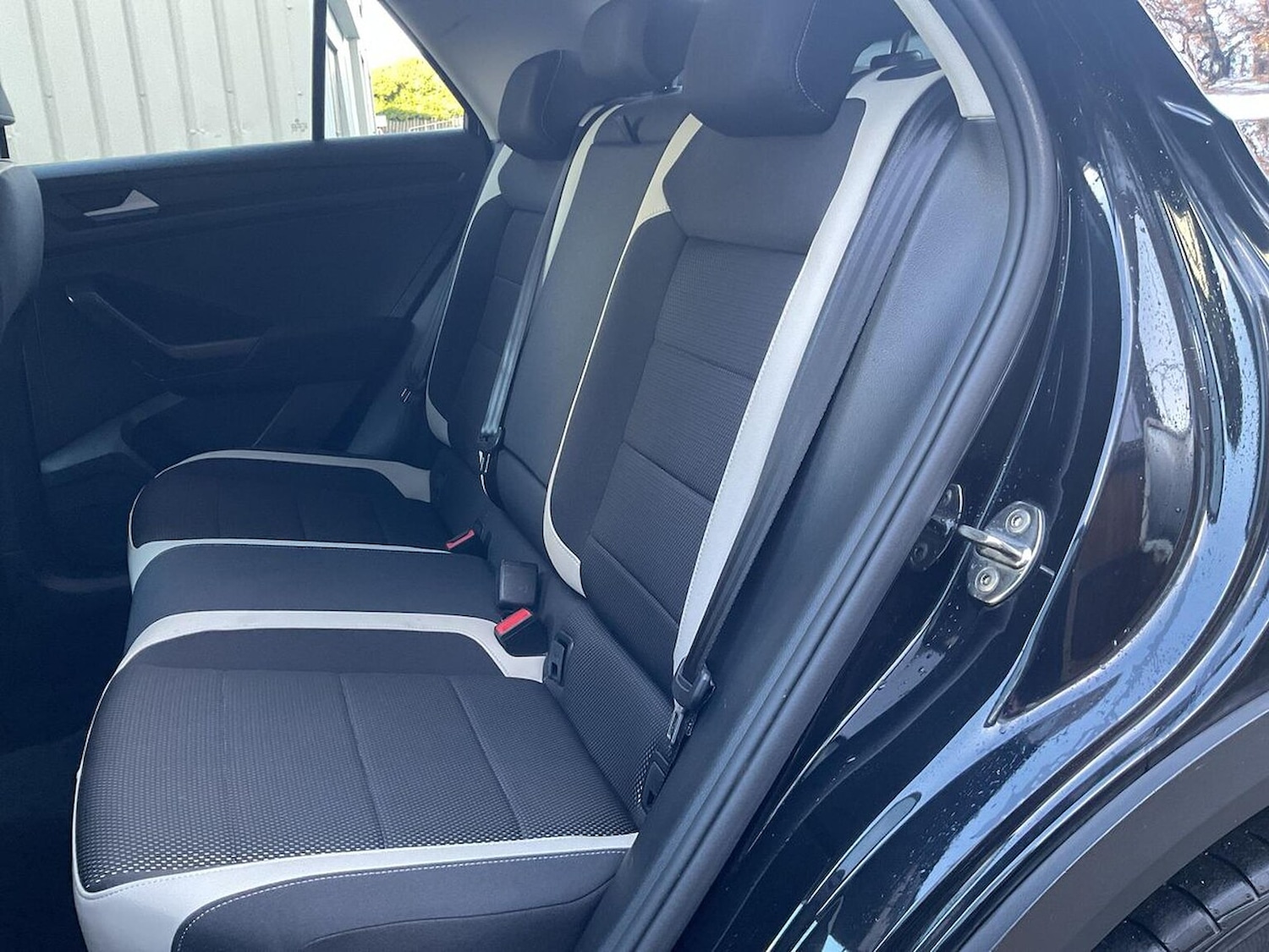 Used Volkswagen T-Roc 2019 for sale - 76837139: Photo 15