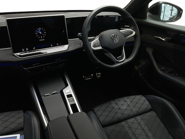 Used Volkswagen Passat 2024 for sale - 75505289: Photo 15