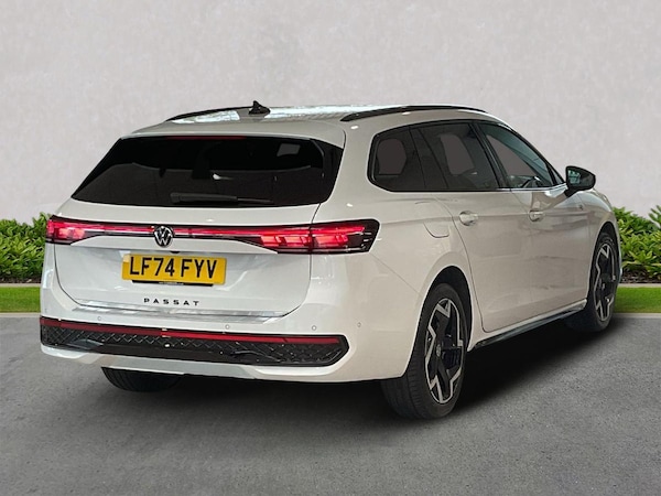 Used Volkswagen Passat 2024 for sale - 75505289: Photo 18