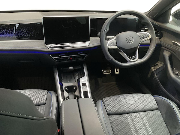 Used Volkswagen Passat 2024 for sale - 75505289: Photo 8