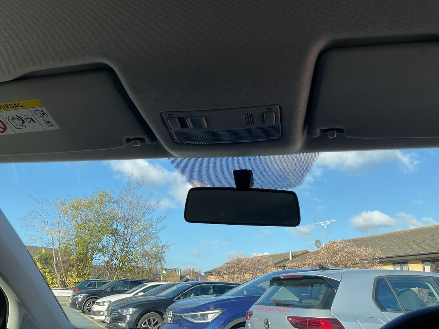 Used Volkswagen up! 2018 for sale - 76605610: Photo 14