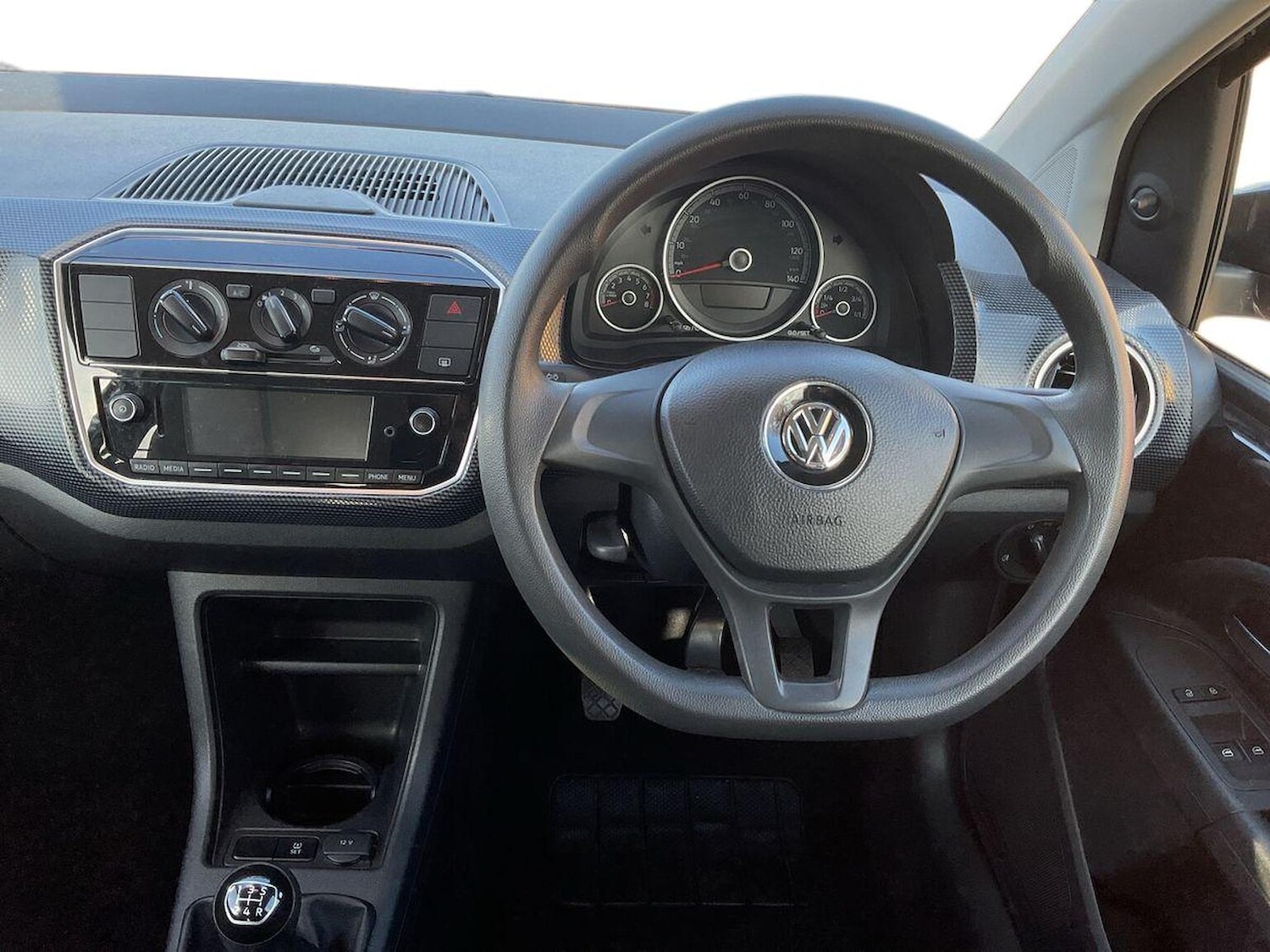 Used Volkswagen up! 2018 for sale - 76605610: Photo 9