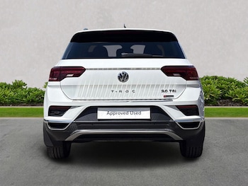Used Volkswagen T-Roc 2018 for sale - 79137521: Photo