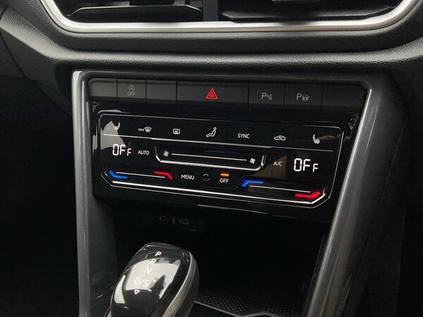Used Volkswagen T-Roc 2025 for sale - 76249742: Photo 12