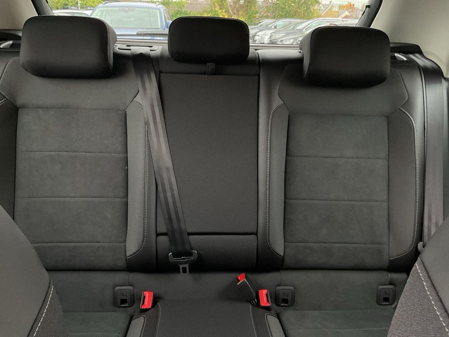 Used Volkswagen T-Roc 2025 for sale - 76249742: Photo 16