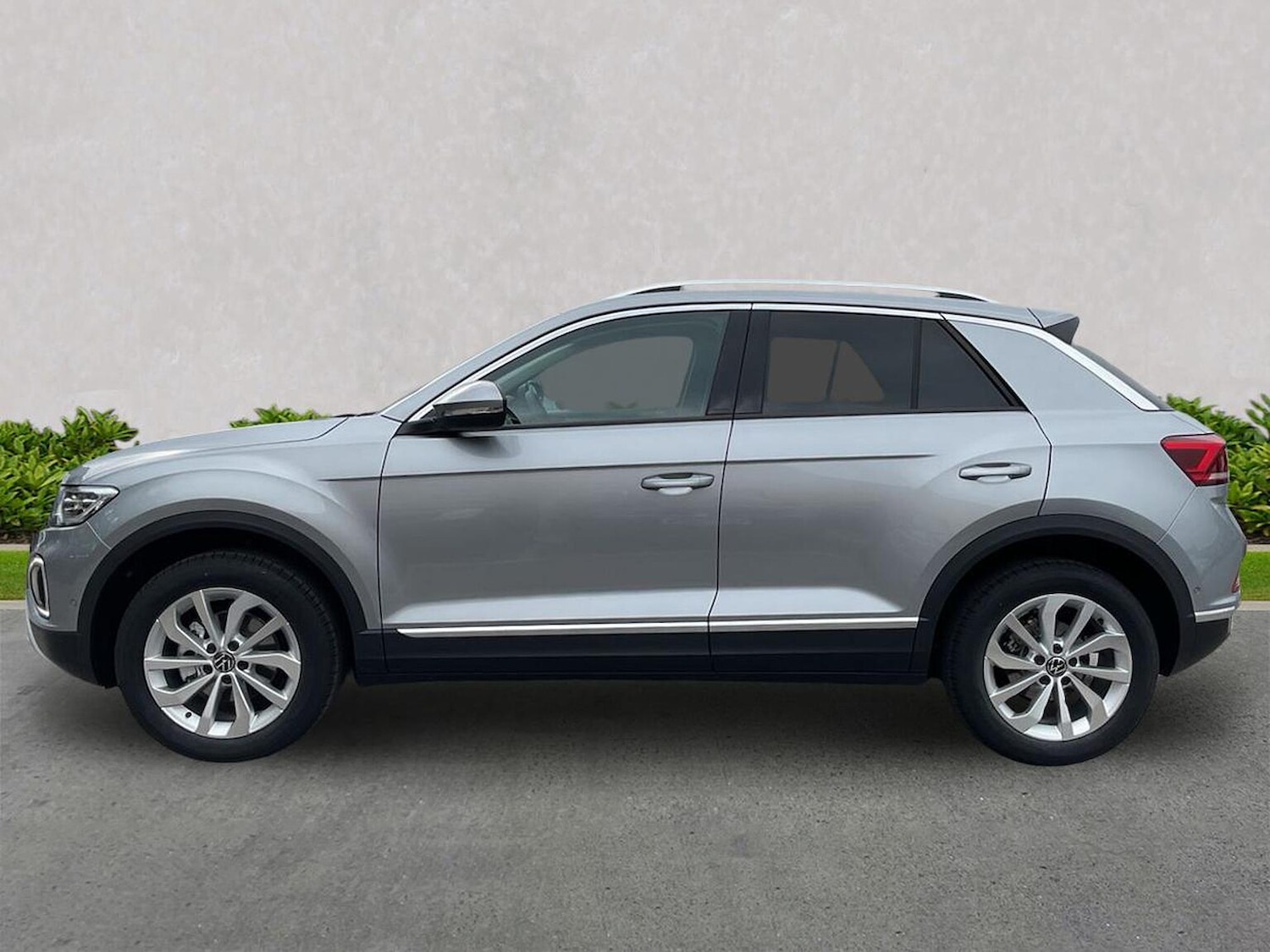 Used Volkswagen T-Roc 2025 for sale - 76249742: Photo 19