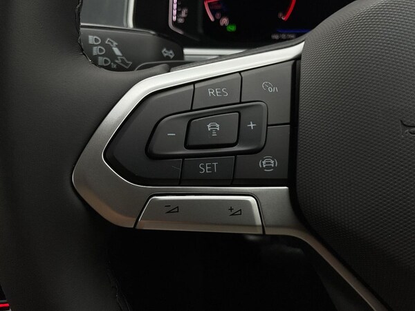 Used Volkswagen T-Roc 2025 for sale - 76249742: Photo 23