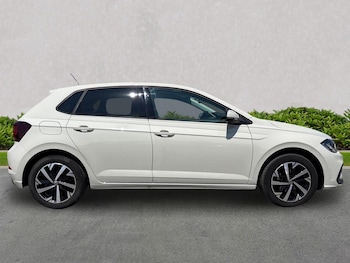 Used Volkswagen Polo 2024 for sale - 79262498: Photo