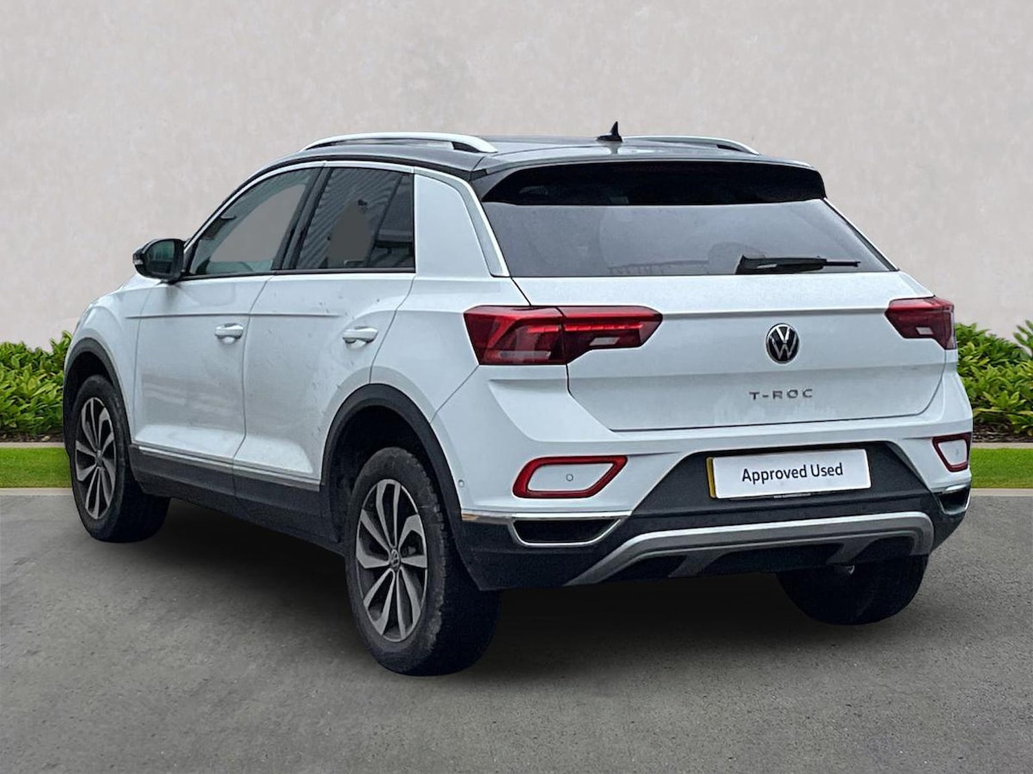 Used Volkswagen T-Roc 2025 for sale - 78194310: Photo 2