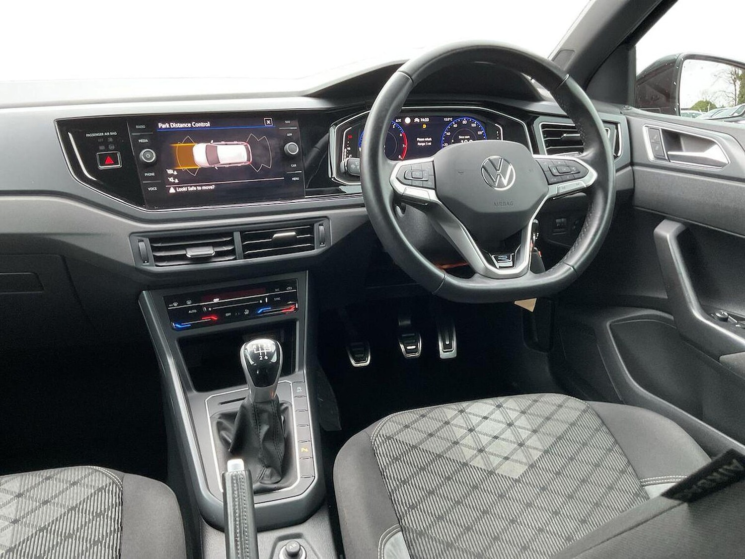 Used Volkswagen Polo 2022 for sale - 76864050: Photo 9