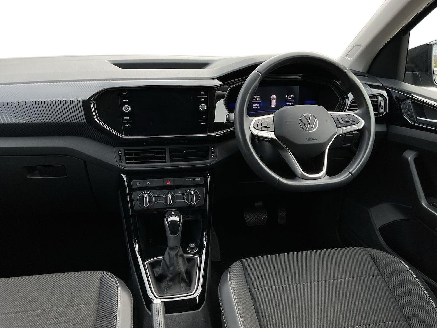 Used Volkswagen T-Cross 2022 for sale - 76455299: Photo 8