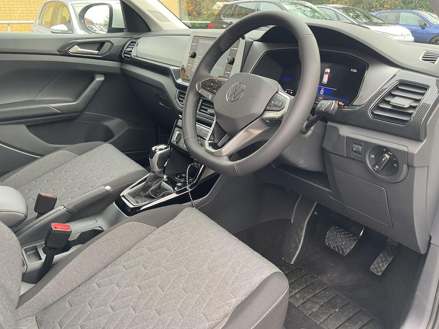 Used Volkswagen T-Cross 2025 for sale - 76893248: Photo 15