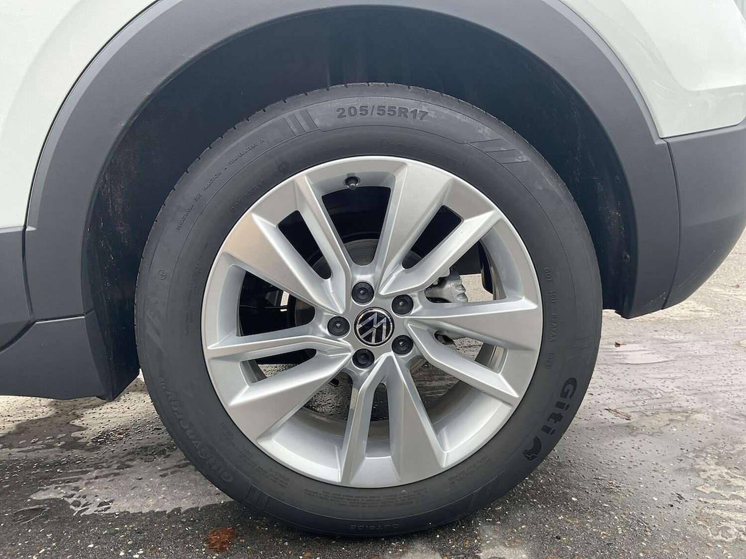 Used Volkswagen T-Cross 2025 for sale - 76893248: Photo 6