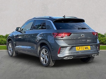 Used Volkswagen T-Roc 2023 for sale - 76249739: Photo