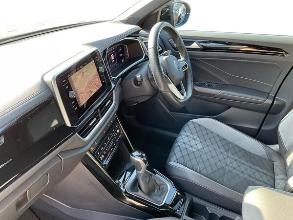 Used Volkswagen T-Roc 2023 for sale - 76249739: Photo 7