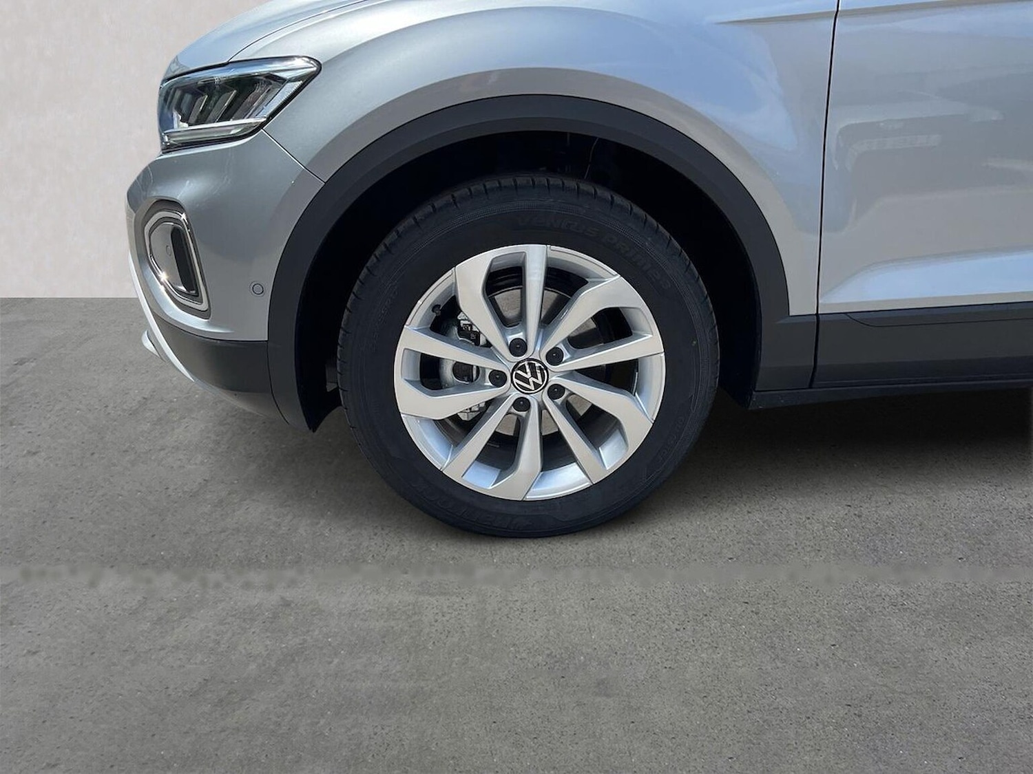 Used Volkswagen T-Roc 2025 for sale - 76159546: Photo 6