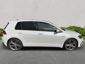 Used Volkswagen Golf 2019 for sale - 75958384: Photo