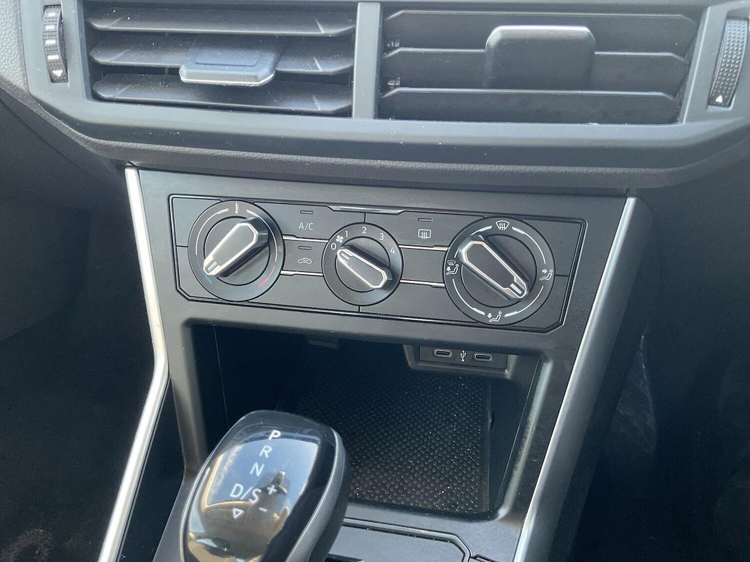 Used Volkswagen Polo 2023 for sale - 76490606: Photo 12