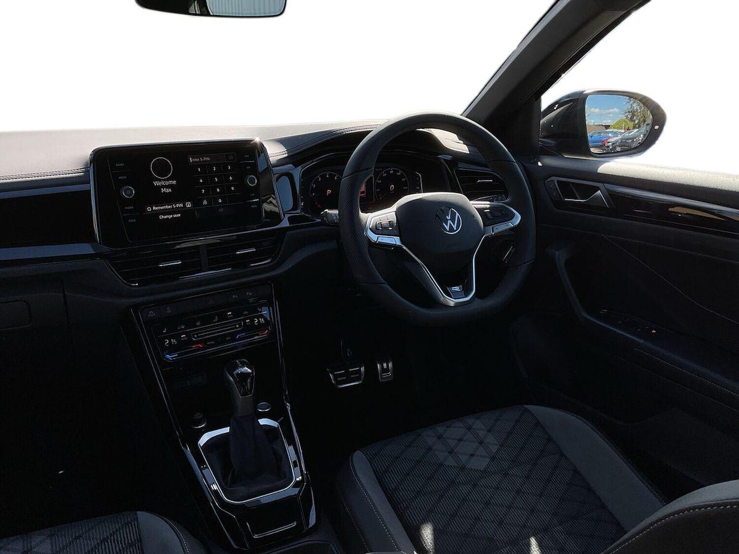 Used Volkswagen T-Roc 2025 for sale - 77542511: Photo 15