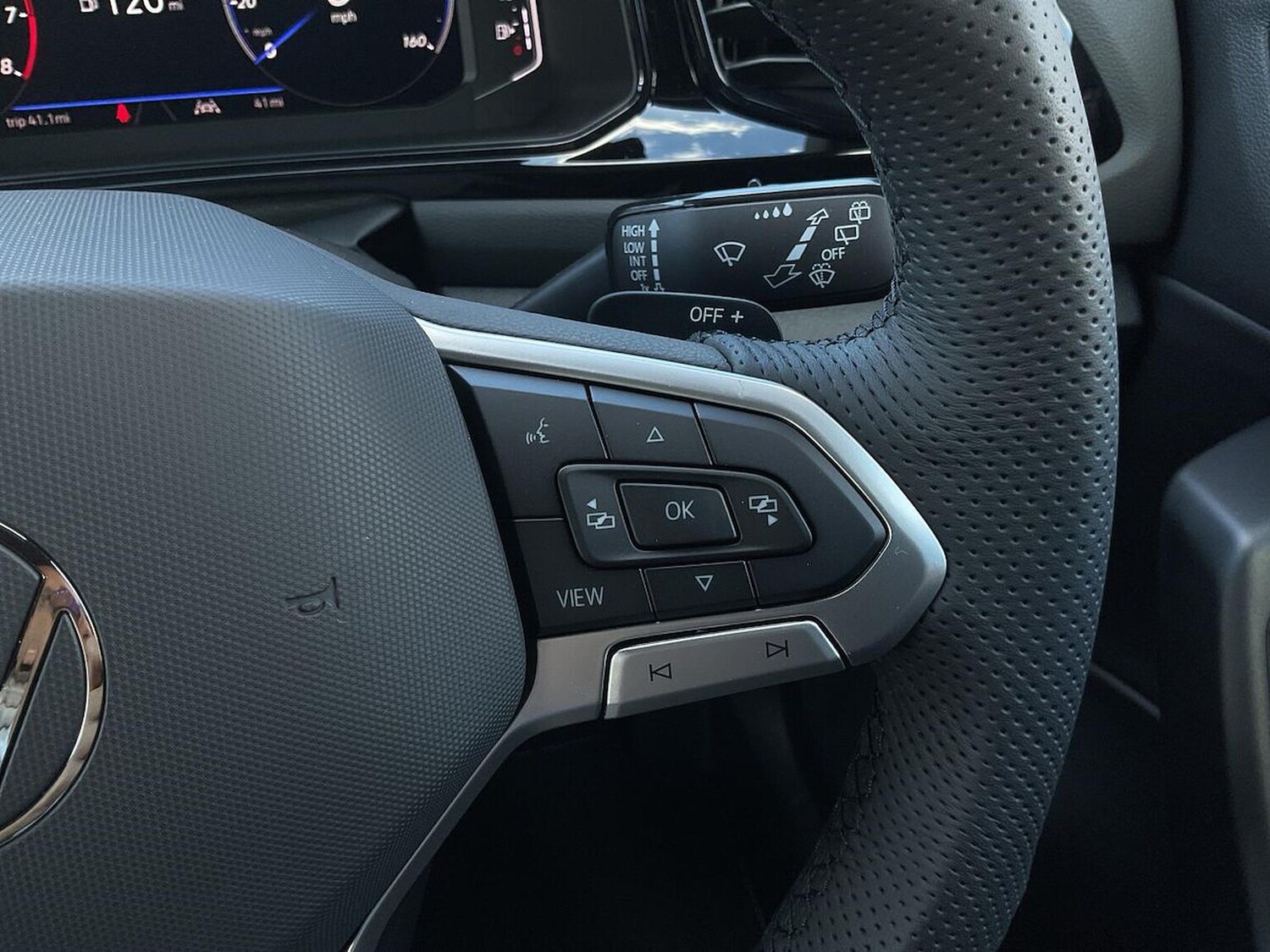 Used Volkswagen T-Roc 2025 for sale - 77542511: Photo 21