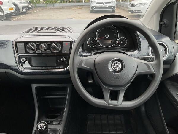 Used Volkswagen up! 2018 for sale - 76275107: Photo 9