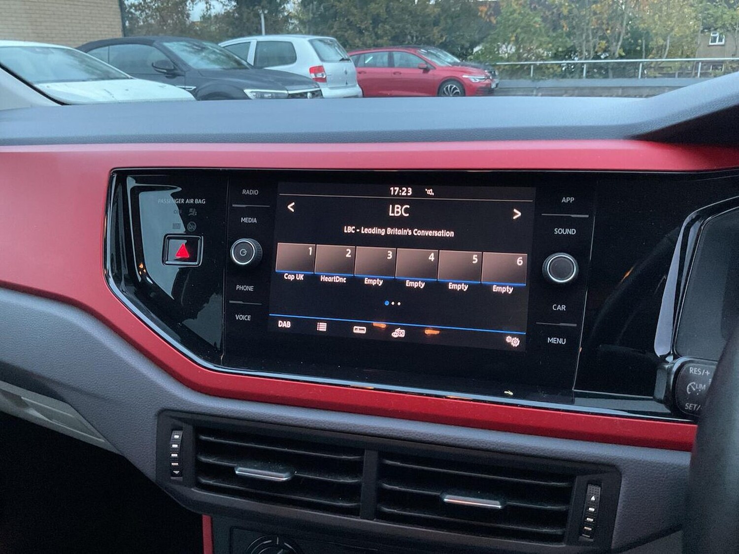 Used Volkswagen Polo 2018 for sale - 76526120: Photo 11