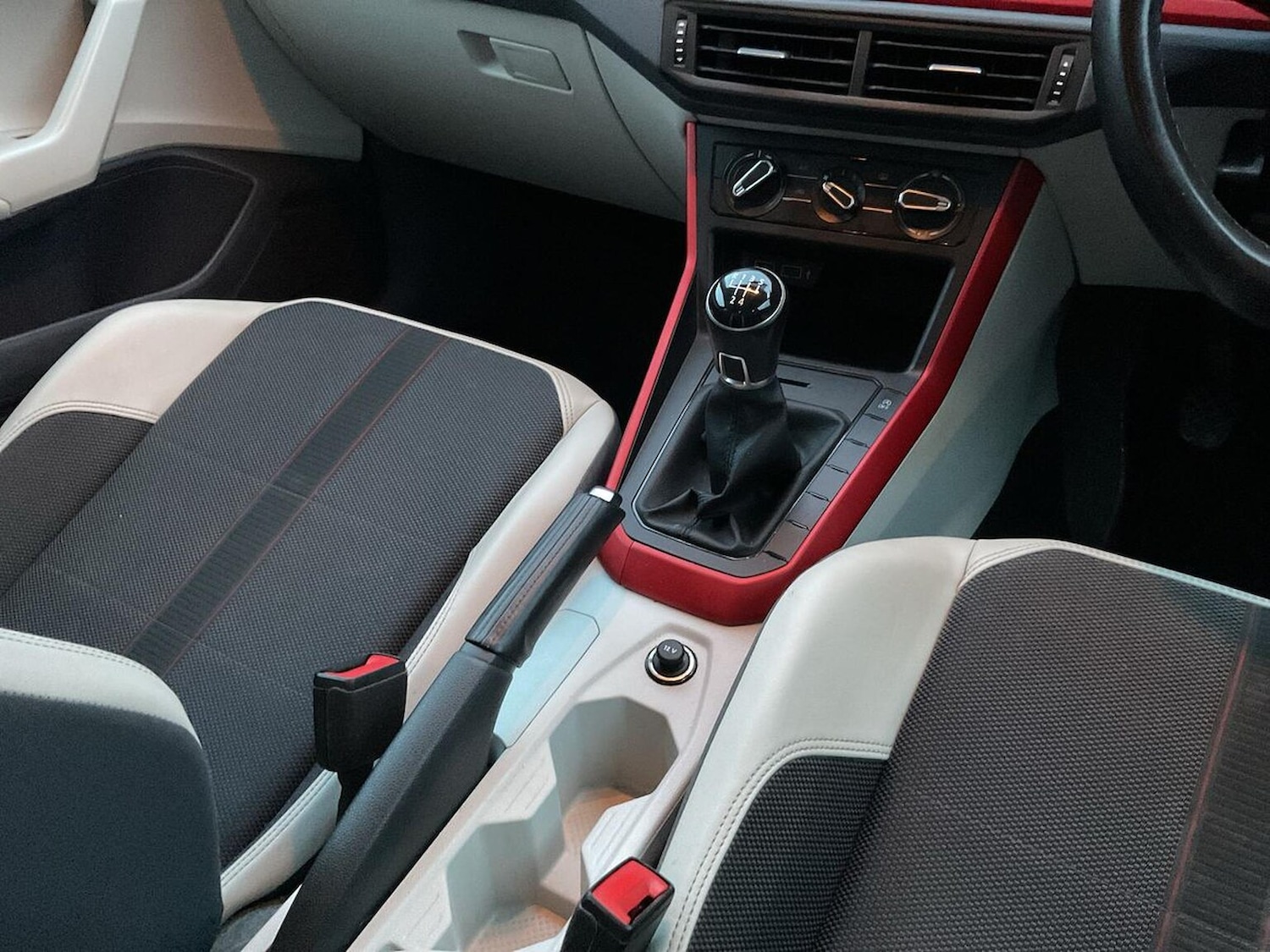 Used Volkswagen Polo 2018 for sale - 76526120: Photo 13